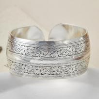 Vintage Punk Style Carved Pattern Wide Open Bracelet, Women's Personalized Trendy Holiday Party Accessories