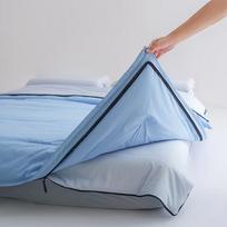 OEING Washable Temperature-Controlled All-Season Duvet skaidri mėlyna spalva