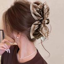 1Pcs Women's Style, Brown Cashew Flower Bow Hair Clip, High-End and Elegant Hair Clip, Shark Clip Fashion Headwear