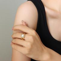 Hong Kong Retro Light Luxury Gold-Plated Pearl & Zircon Women's Ring Size 6