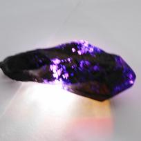 CERTIFIED 123.90 Ct Natural Uncut Rough Sapphire Purple Loose Gemstone 59 mm approx violetinė