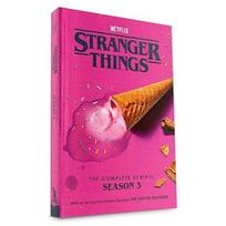 Knyga Stranger Things: Visas scenarijus, 3 sezonas pink