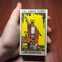 „The Rider Taro“ kortos, skirtos būrimui asmeniniam naudojimui Taro kaladė pilna anglų versija „Oracles“ kortos moterims, mergaičių stalo žaidimas