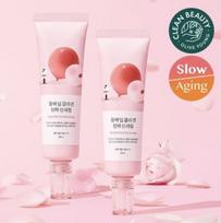 Roundlab Dongbaek Deep Collagen Sun Serum, 50ml - Apsauga nuo saulės + Kolageno priežiūra viename. Lengvas, švytintis finišas. SPF50+ PA++++ 1 EA