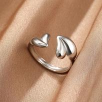 2026 New Design Gold Silver Color Two Tone Metal Heart Stainless Steel Rings for Women Men Trendy Jewelry Valentine's Day Gifts