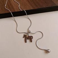 Funny Silver Plated Horse Pendant Necklace Alloy Long Enamel Pendant Necklace Pull Adjust Y Chain Y Neck Chain for Women