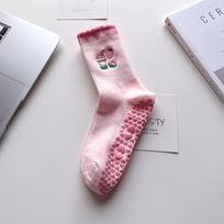 Trendy Non-Slip Grip Pilates Socks Breathable Harajuku Street Mid Tube Socks Casual Cotton Floor Socks for Women One Size