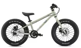 EARLY RIDER Seeker 16
