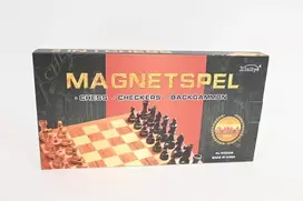 Madej Šachmatai + šaškės, magnetinė, medinė lenta 013749 03566