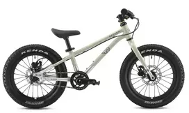 EARLY RIDER Seeker 16