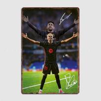 Lamine Yamal ir Messi Futbolo Žaidėjai Retro Plakatai Metalinė Plokštelė Plakatas Baro Interjeras Miegamojo Sienų Menas Namų Dekoras Kambario Dekoras 20*30cm