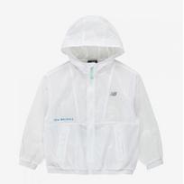 New Balance Kids Essential Windbreaker Black Nk9ag2501u 10 1.NK9AG2501U 10  100