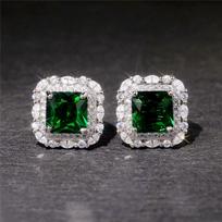 Huitan Vintage Green CZ Stud Earrings for Lady Dance Party Luxury Ear Accessories Anniversary Birthday Gift Women's Jewelry Hot white