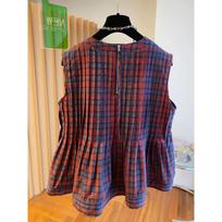 Women Red and Blue Plaid Pleated Sleeveless Blouse M mėlyna