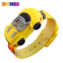 Non-waterproof fashionable cute cartoon car children's electronic watch, removable student toy gift watch geltona