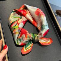 Prabangus prekės ženklas 100% natūralaus šilko skara moterims kvadratinė kaklo kaklaskarė skaros apklotai moterims foulard skaros pashmina moteriškas hidžabo bandana Real Silk 53x53cm