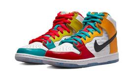 SB Dunk High Pro froSkate Visos Meilės 44 EU balta
