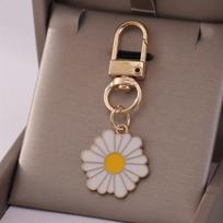 Ramunėlės formos metalinis raktų pakabukas,  Baltoji Daisy