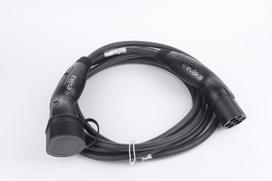 Evaka EV Charging Cable Type 2-Type 2, 22 kW, 32 A, 5 x 6 mm2, 1 x 0.5 mm2, 5 m | ITGAM3871 | Black