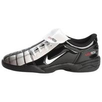 Nike Total 90 III SE Moteriški futbolo bateliai Balti Juodi IO2389-001 EU 43 black