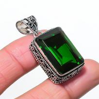 Natural Peridot Gemastone 925 Sterling Silver Jewelry Pendant 1.65  AP-14471