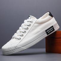 Madingi vyriški batai Plokšti Lengvi Vasariniai Laisvalaikio Batai Vyriški Drobės Žemos Kainos Sportbačiai Elegantiški Darbui Patogūs Laisvalaikio Avalynė SS24852 38 balta