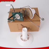 Solid Wood Hand-Crank Yarn Winder with Umbrella Stand žalia