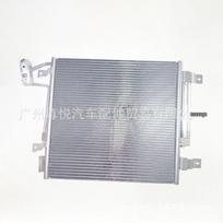 Wrangler (JK) 2.8/3.8 Radiator Grille '07-11 55056631AA