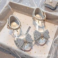 Nauji vaikų aukštakulniai krištoliniai princesės bateliai vidutinio ir vyresnio amžiaus vaikų pasirodymų scenos sandalai podiumo mergaičių bateliai Size 26, inner length 17.5cm sidabras
