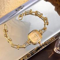 Women Quartz Watch Bracelet Hollow U-Shaped Lobster Clasp Square Wristwatch auksinė