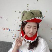 PP Cotton Doll Headgear Dinosaur Adult Plush Shark Hat Photo Props Plush Dinosaur Hat  Headdress žalia