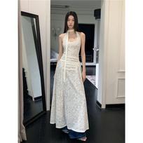 Girl High-end Feeling Waist-cinching Slimming Sleeveless Dress for Women's Summer Personality Halter Floral Layered Long Skirt S balta