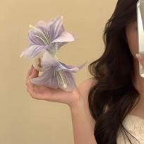 Large Shark Clip Calla Hair Clip Ponytail Clip Big Hair Claw Fashion Lilium Flower Hair Claw  Girl style 1