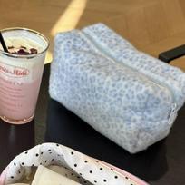 New High Quality Multi-functional Fuzzy Makeup Bag Leopard Print Large Capacity Toiletry Organizer Portable Cosmetic Bag Women mėlyna