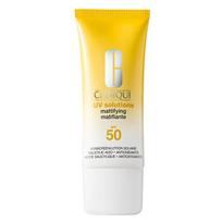 Clinique Protective mattifying cream SPF 50 UV Solutions Mattifying Sunscreen 40 ml 40ml