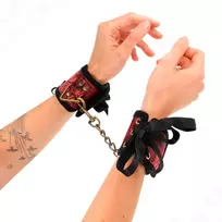 KINK KINK Scandal Wrist Restraints Red-Black Lace Adjustable 24.5x6.5cm