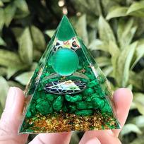 Crystal Gravel Pyramid Resin Ornament for Home and Fish Tank Decor 5 cm (Neutral Color Box)