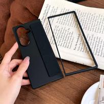 Luxury Matte Silicone Elastic Wrist Strap Bracket Case For Samsung Galaxy Z Fold 7 6 5 4 3 ZFold7 Ultra Thin PC Hard Clear Cover Galaxy Z Fold3 5G juoda
