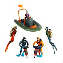 Diver and Driver Figurines Desktop Ornaments Mini Landscaping Fish Tank Decoration Scale Models gray