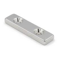 Magnes Neodymowy Płytkowy Z Otworami Pod Wkręt 40X10X4Mm Prostokątny Hunter