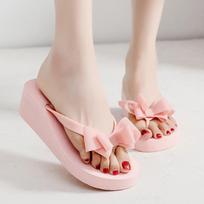 Bow knot thick sole slope heel herringbone slippers for women 2024 new fashionable and versatile casual beach sandals 36 rožinė