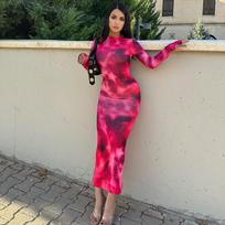 Madinga dažyta tie-dye raštu ilgomis rankovėmis elegantiška suknelė rudeniui žiemai nauja kasdieniška prigludusi prie kūno seksuali vakarėlio ilga suknelė moteriška gatvės apranga moteriški drabužiai S rožinė raudona spalva