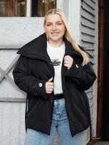 TRENDYOL PLUS SIZE Žieminė moteriška striukė