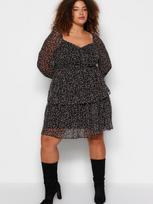 TRENDYOL PLUS SIZE Moteriška kasdienė suknelė