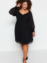TRENDYOL PLUS SIZE Moteriška proginė suknelė