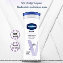 Vaseline Extra Rich 72-Hour Moisturizing Body Lotion
