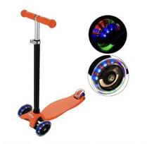 Paspirtukas vaikams su šviečiančiais ratukais Scooter, oranžinis