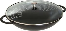 STAUB Ketaus wok su dangteliu 37 cm, juoda