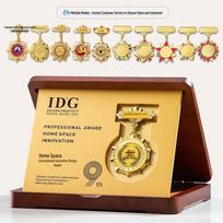 Custom Medal & Honor Plaque Wood Commemorative Retirement Token