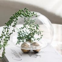 Lengva prabanga Modernus Skaidraus stiklo Kūrybingas Akvariumas Gėlių ornamentai Modelio kambario Pardavimų biuro Stalinis menas Trijų kojų vaza Glass flower device + 3 golden balls M101731 gray